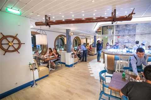 DINNER MENU: Royal Caribbean’s Hooked Seafood Restaurant