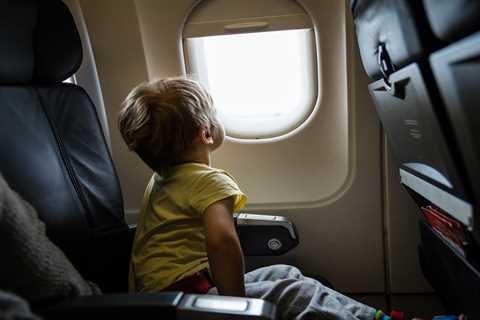U.S. Airlines Told to Sit Families Together Free of Charge