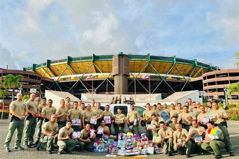 DLNR enforcement recruits donate gifts for Toys for Tots