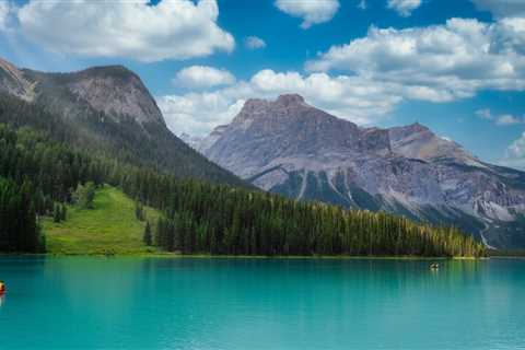 The Best Places to Visit Lakes in British Columbia