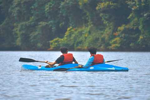 Top 9 Best Places to Go Kayaking in the United States