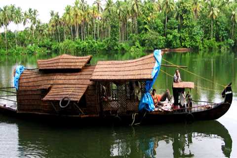 Exploring the Wonders of Kerala: A Tourist's Guide