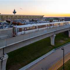 Does Washington DC Airport Offer Free Shuttle Service to Downtown Area?