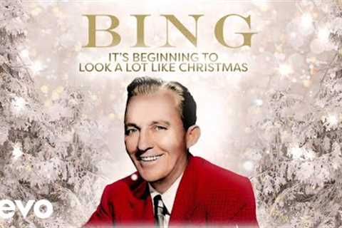 It''s Beginning To Look A Lot Like Christmas (Lyric Video)