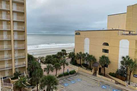 Sea Mist 50603 - Vacation Condo Rental in Myrtle Beach, SC - Accommodates 4 Guests