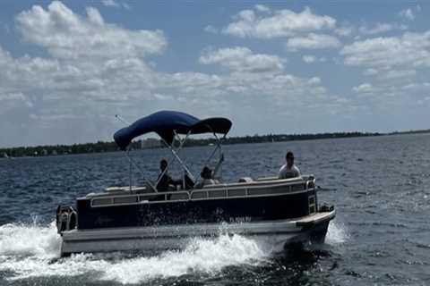 Exploring the Minimum Rental Period for Pontoon Rentals in Panama City, FL