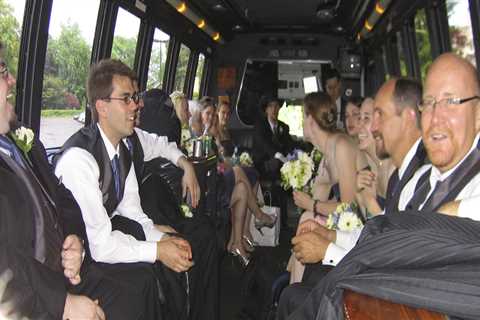Chartering A Party Bus In California: How Car Shipping Services Offer Convenience And Flexibility