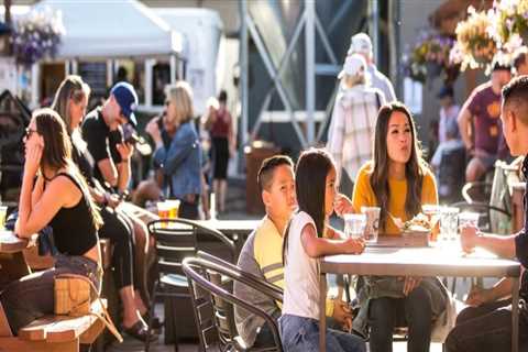 The Ins and Outs of Bringing Your Own Food and Drinks to Car Shows in Central Oregon